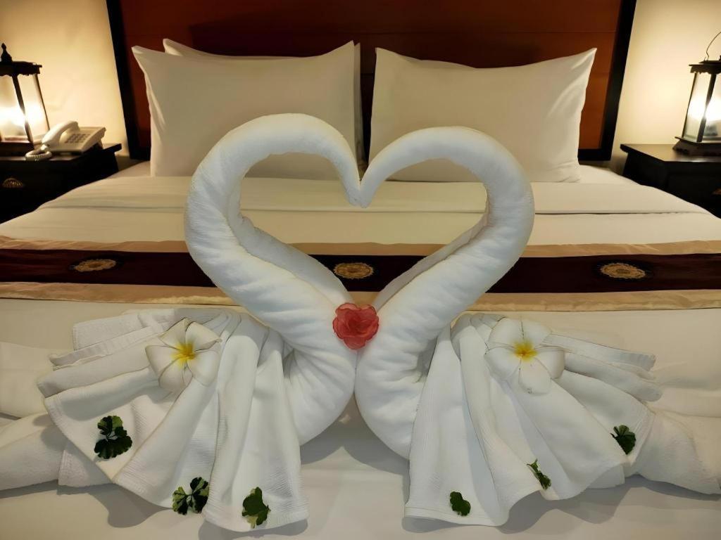 Rayong Lanna Hotel Kültér fotó