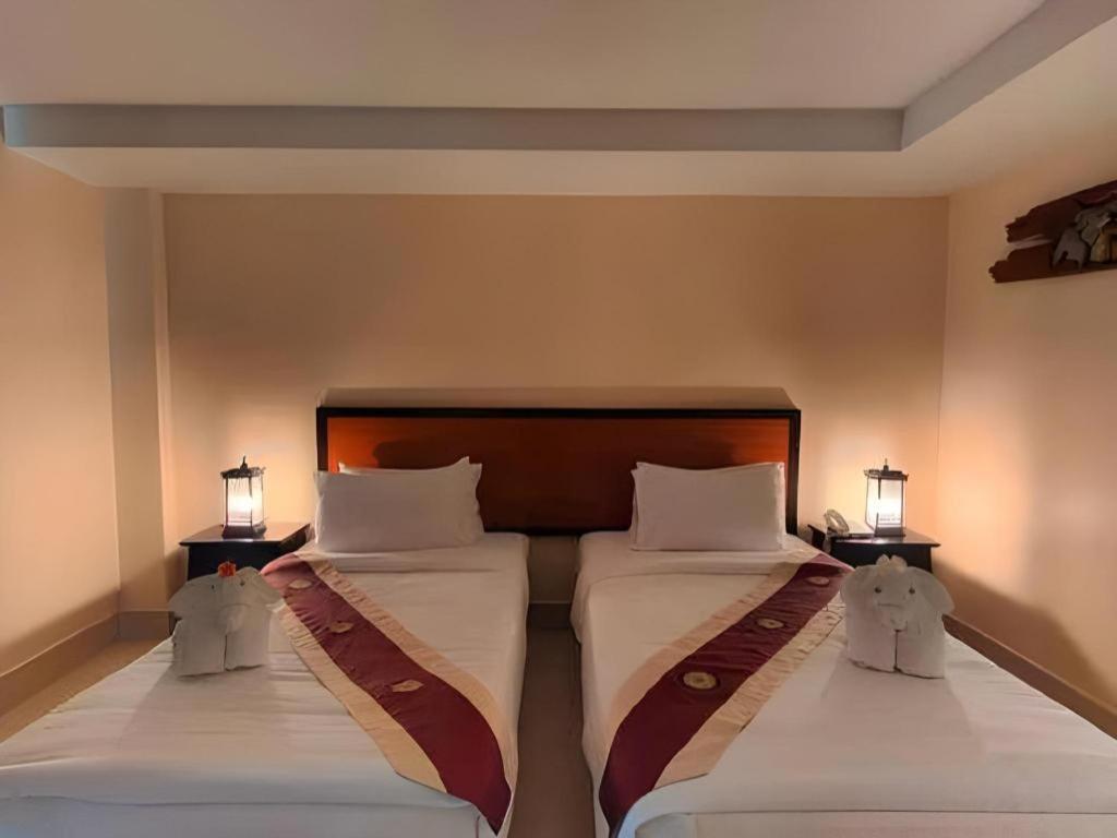 Rayong Lanna Hotel Kültér fotó