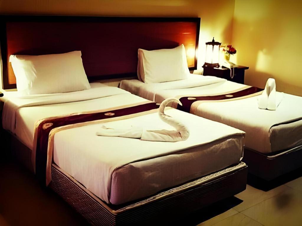 Rayong Lanna Hotel Kültér fotó