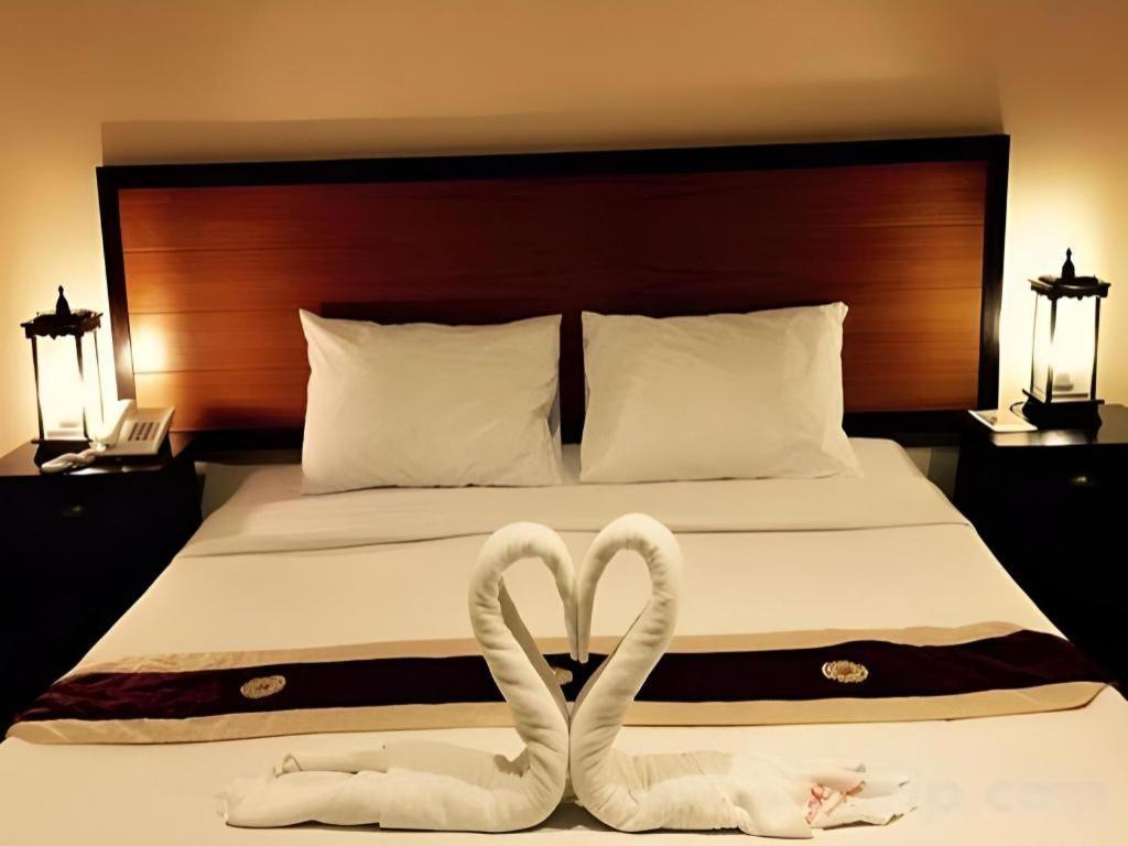 Rayong Lanna Hotel Kültér fotó