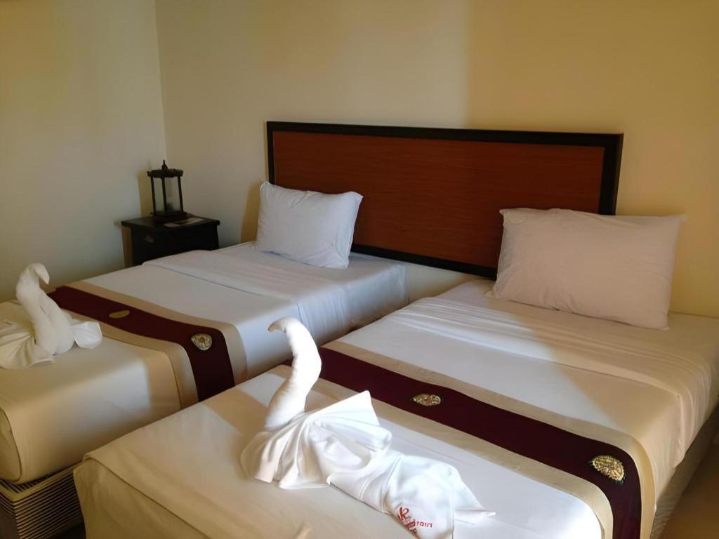 Rayong Lanna Hotel Kültér fotó