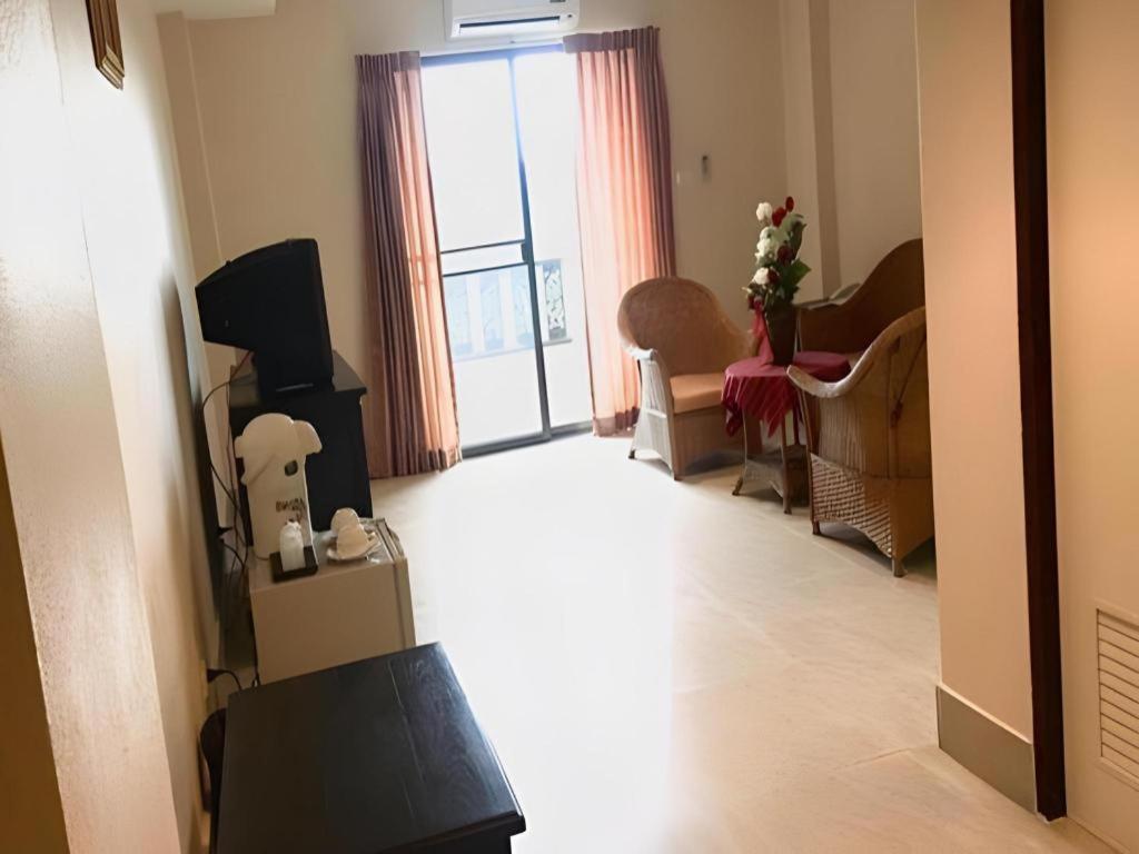 Rayong Lanna Hotel Kültér fotó