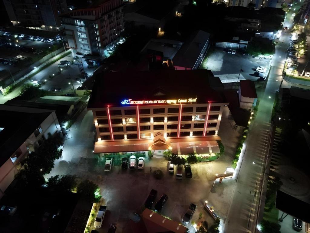 Rayong Lanna Hotel Kültér fotó
