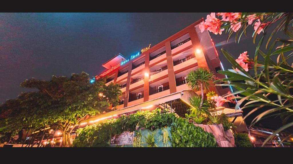 Rayong Lanna Hotel Kültér fotó