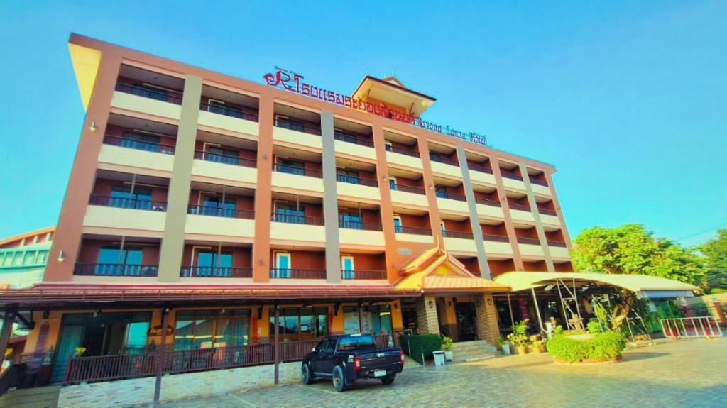 Rayong Lanna Hotel Kültér fotó