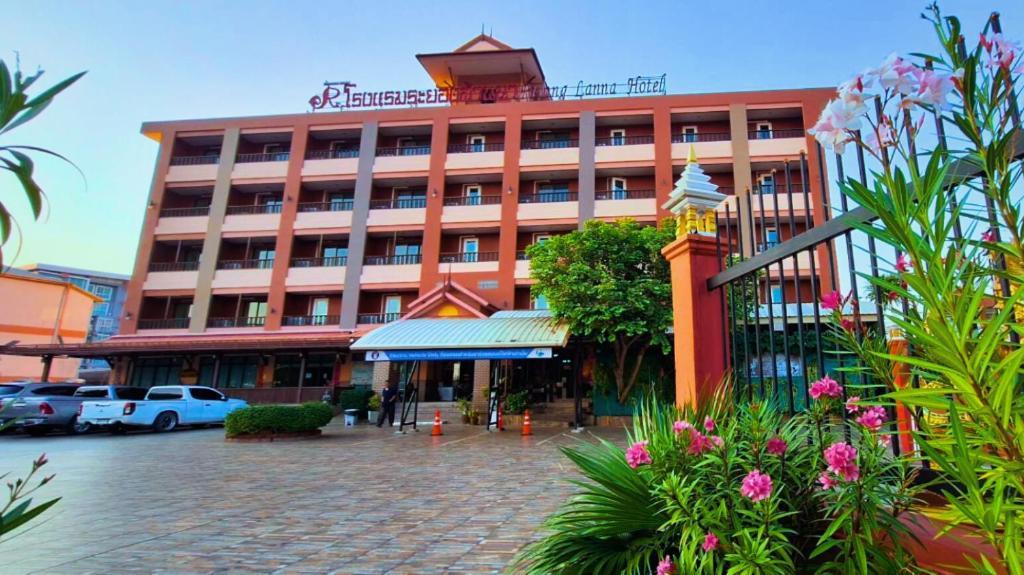 Rayong Lanna Hotel Kültér fotó